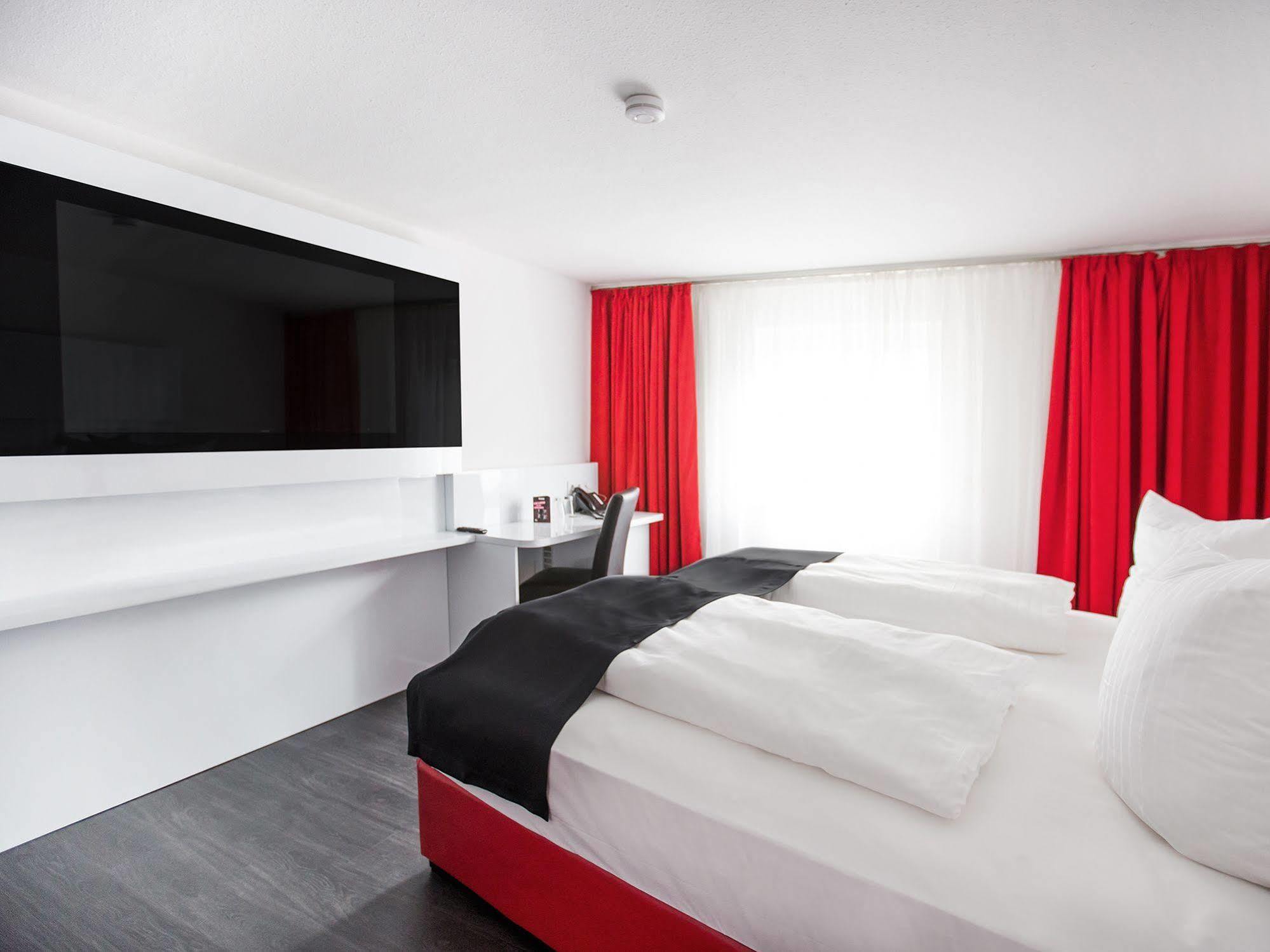 Dormero Hotel Вилинген-Швенинген Екстериор снимка