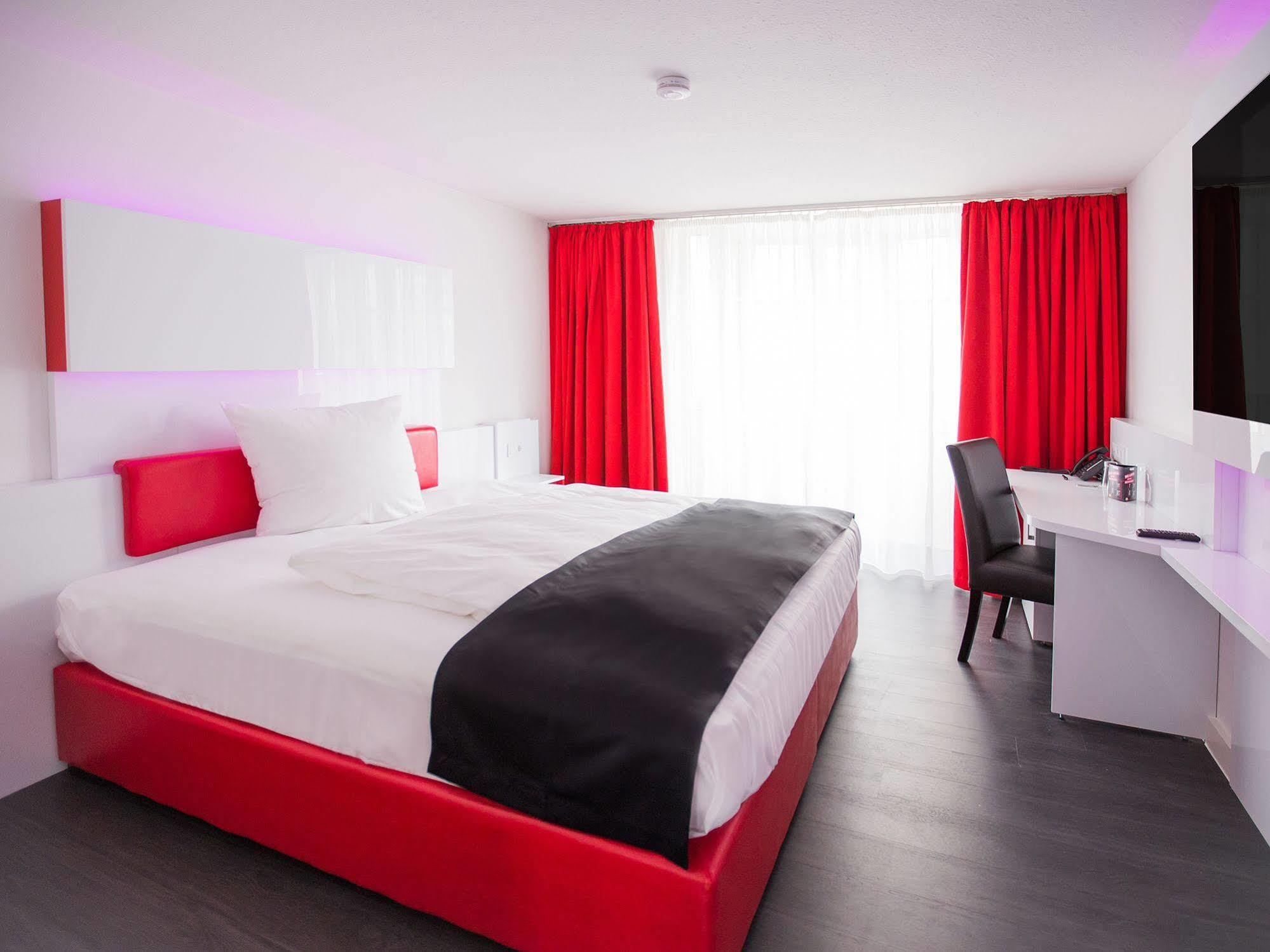 Dormero Hotel Вилинген-Швенинген Екстериор снимка